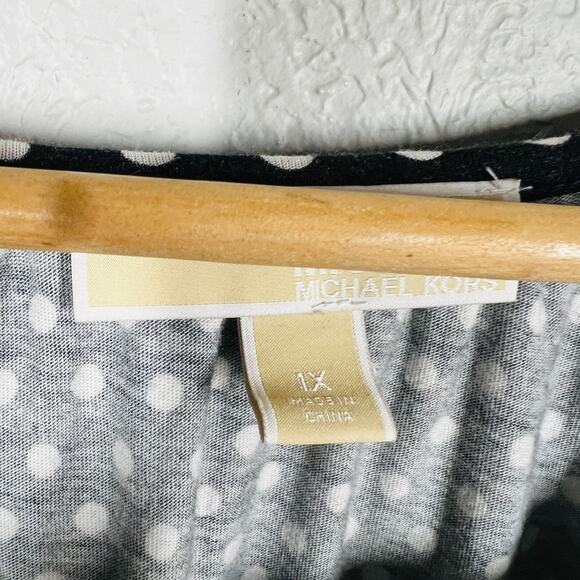 Michael Kors Polka Dot Bell Sleeve Tunic Top Scoop Neck Blouse Black White - 1X - Picture 6 of 6